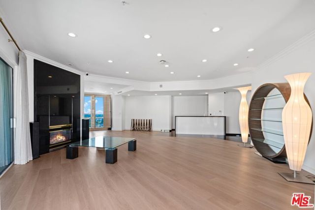 10490 Wilshire Boulevard 1004, Los Angeles, CA 90024