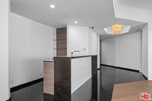 10490 Wilshire Boulevard 1004, Los Angeles, CA 90024