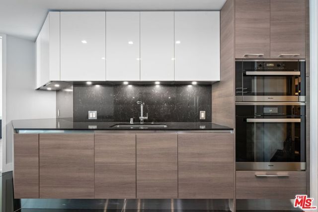 10490 Wilshire Boulevard 1004, Los Angeles, CA 90024