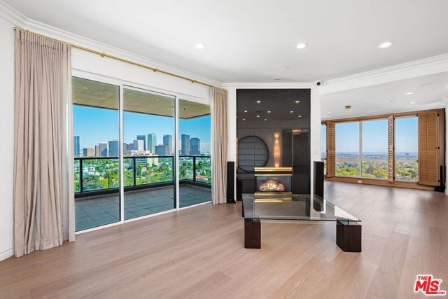 10490 Wilshire Boulevard 1004, Los Angeles, CA 90024