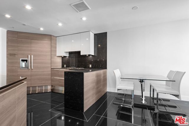 10490 Wilshire Boulevard 1004, Los Angeles, CA 90024