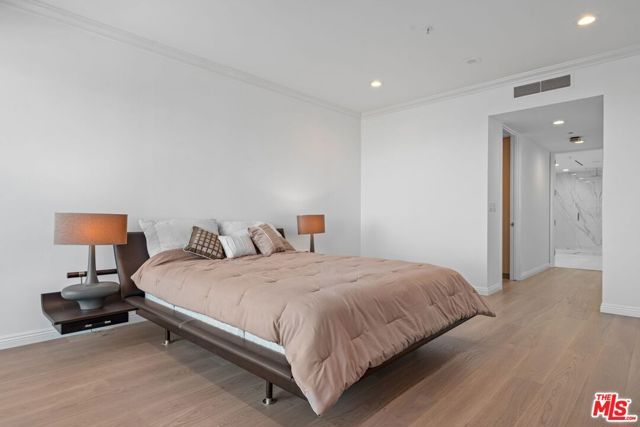 10490 Wilshire Boulevard 1004, Los Angeles, CA 90024