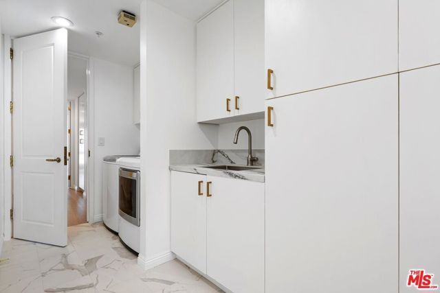 10490 Wilshire Boulevard 1004, Los Angeles, CA 90024