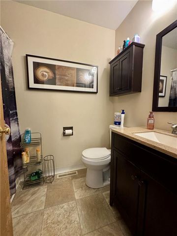 324 W 2nd Street, Alburtis Boro, PA 18011