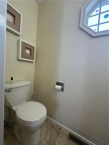 324 W 2nd Street, Alburtis Boro, PA 18011