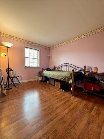 324 W 2nd Street, Alburtis Boro, PA 18011