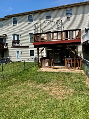 324 W 2nd Street, Alburtis Boro, PA 18011