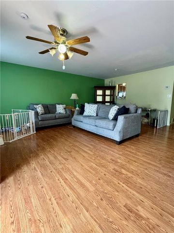 324 W 2nd Street, Alburtis Boro, PA 18011