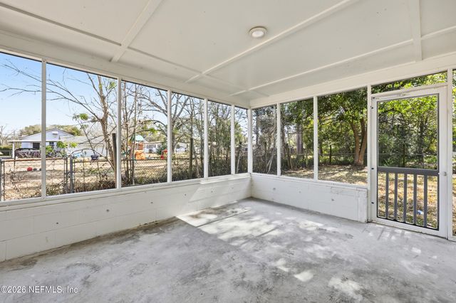 5150 ALPHA Avenue, Jacksonville, FL 32205