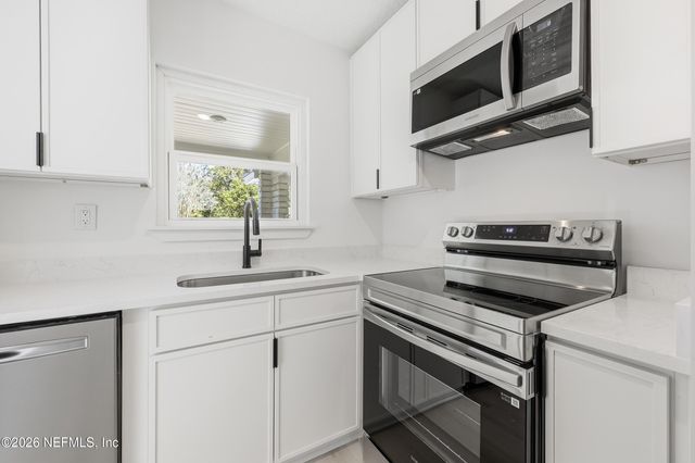 5150 ALPHA Avenue, Jacksonville, FL 32205