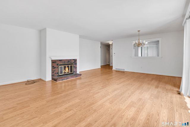 621 Onondaga Lane B, Stratford, CT 06614