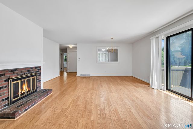 621 Onondaga Lane B, Stratford, CT 06614