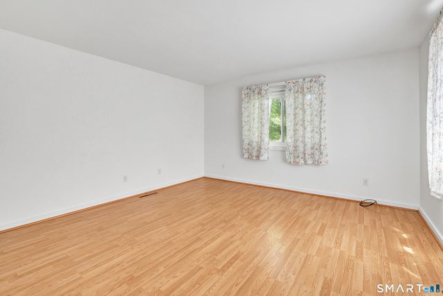 621 Onondaga Lane B, Stratford, CT 06614