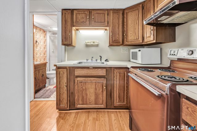 621 Onondaga Lane B, Stratford, CT 06614