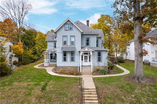 346 E Bowman Street, Wooster, OH 44691