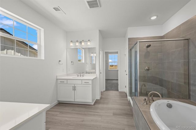 4043 Emerald Shore Drive, Loveland, CO 80538