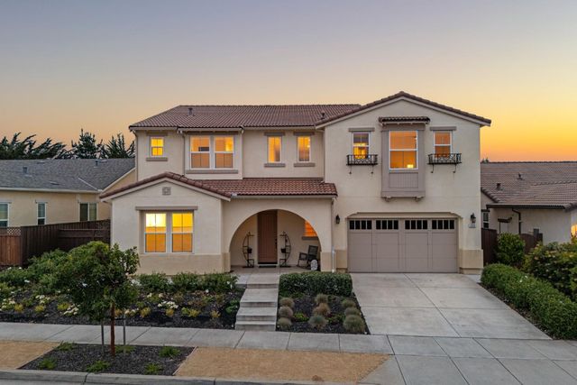 600 Bluffs Drive, Marina, CA 93933