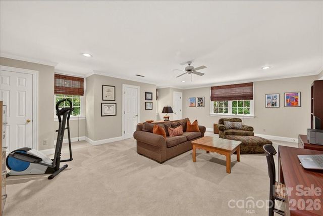 3601 Castellaine Drive, Charlotte, NC 28226