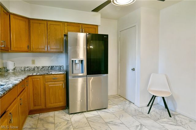 3046 Lynwood Drive NW, Warren, OH 44485