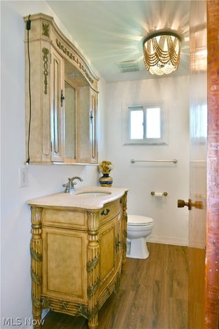 3046 Lynwood Drive NW, Warren, OH 44485