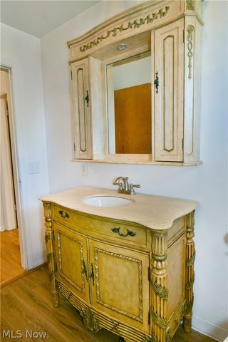 3046 Lynwood Drive NW, Warren, OH 44485