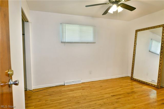 3046 Lynwood Drive NW, Warren, OH 44485
