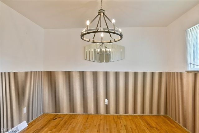 3046 Lynwood Drive NW, Warren, OH 44485