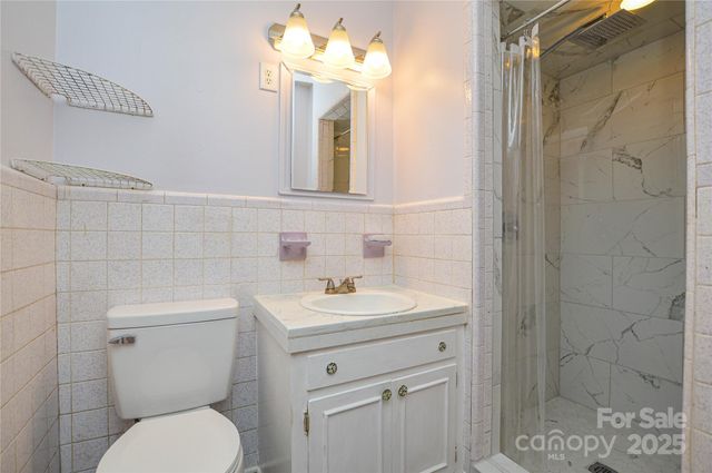 1405 Forest Park Drive 1, Statesville, NC 28677