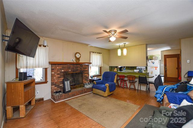 1405 Forest Park Drive 1, Statesville, NC 28677