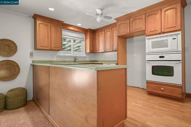 823 Savannah Cir, Walnut Creek, CA 94598
