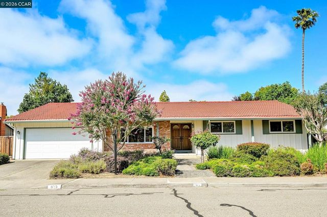 823 Savannah Cir, Walnut Creek, CA 94598