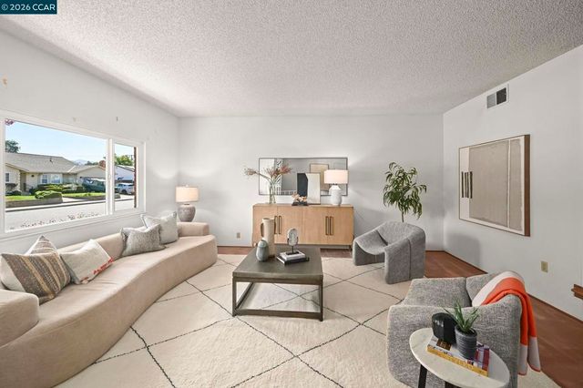 823 Savannah Cir, Walnut Creek, CA 94598