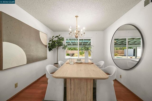 823 Savannah Cir, Walnut Creek, CA 94598