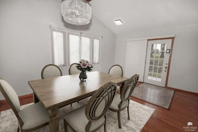 404 Juniper Street, Wakefield, KS 67487