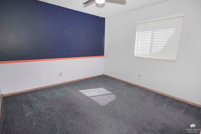 404 Juniper Street, Wakefield, KS 67487