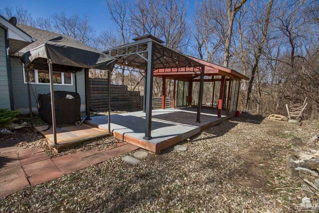 404 Juniper Street, Wakefield, KS 67487