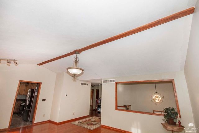 404 Juniper Street, Wakefield, KS 67487