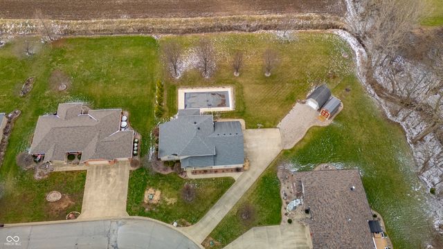 6278 S Cabriolet Way, Pendleton, IN 46064