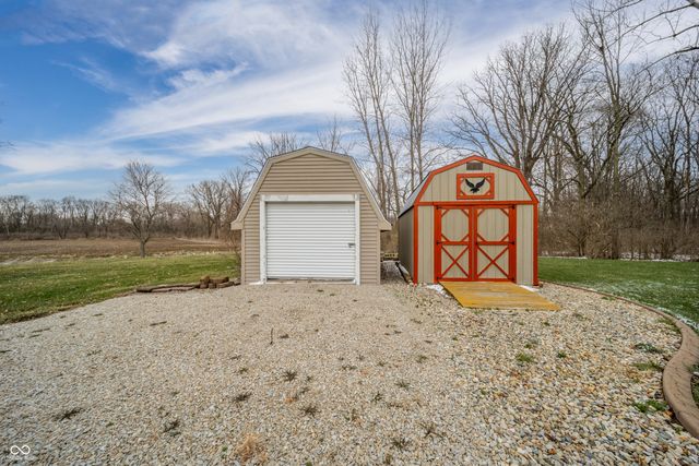 6278 S Cabriolet Way, Pendleton, IN 46064