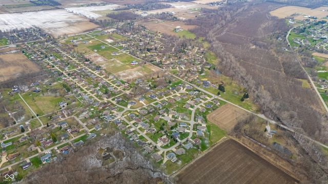 6278 S Cabriolet Way, Pendleton, IN 46064