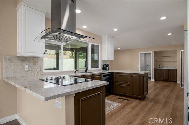 29096 Old Wrangler Road, Canyon Lake, CA 92587