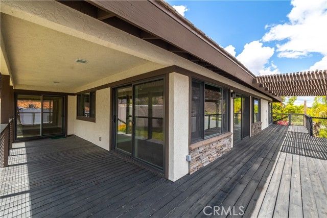 29096 Old Wrangler Road, Canyon Lake, CA 92587