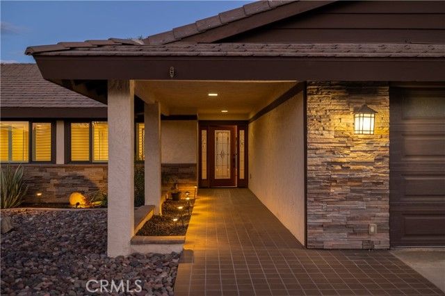 29096 Old Wrangler Road, Canyon Lake, CA 92587