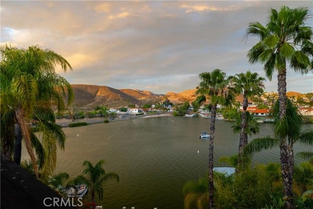 29096 Old Wrangler Road, Canyon Lake, CA 92587