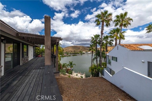 29096 Old Wrangler Road, Canyon Lake, CA 92587