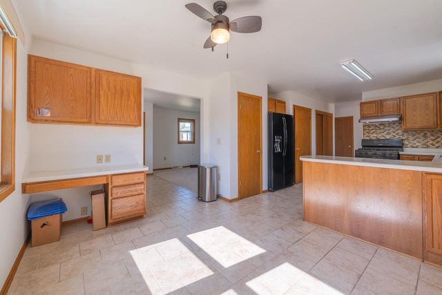 1021 S 98th STREET, West Allis, WI 53214