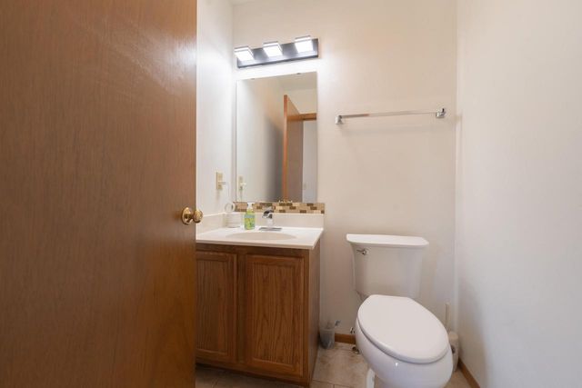 1021 S 98th STREET, West Allis, WI 53214