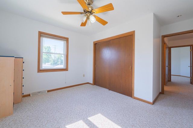 1021 S 98th STREET, West Allis, WI 53214