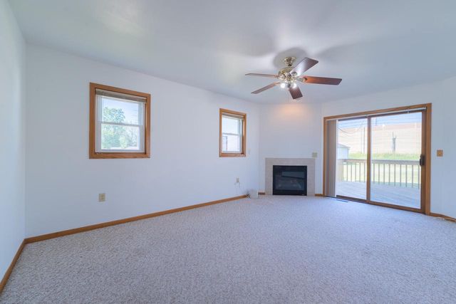 1021 S 98th STREET, West Allis, WI 53214