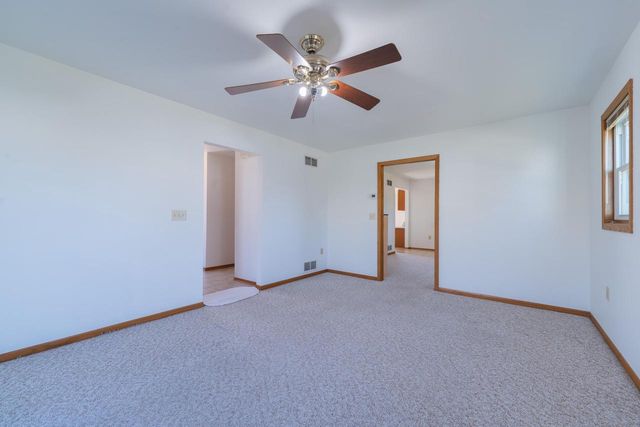 1021 S 98th STREET, West Allis, WI 53214